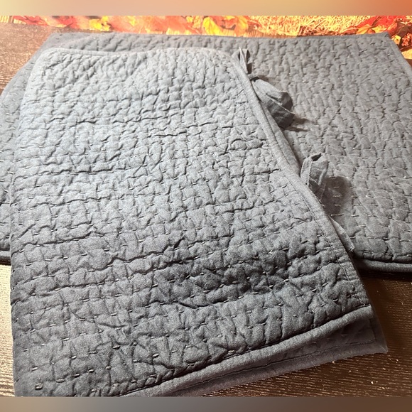 (2) Pottery Barn Navy Blue Pick Stitch Queen Size Pillow Shams 26x20 - Picture 1 of 8